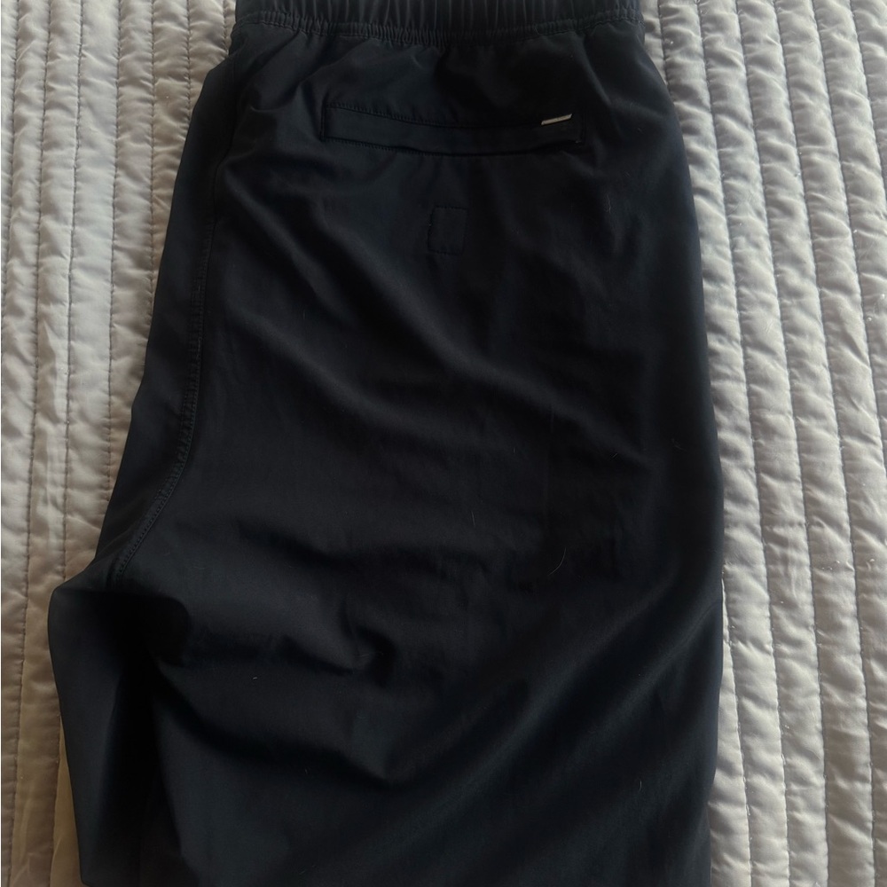 VUORI Black Athletic Jogger Pants